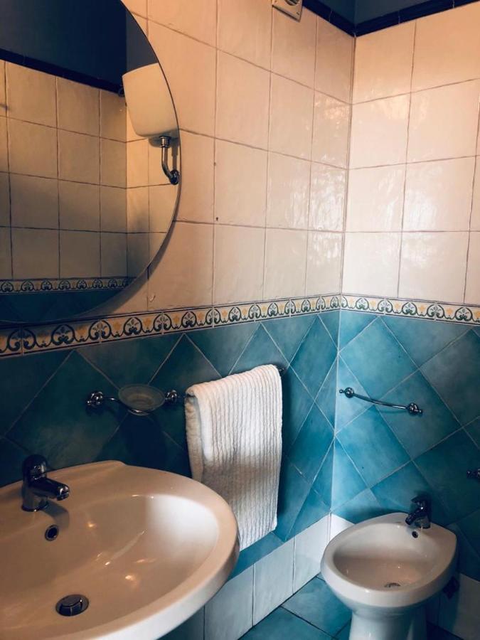 La Caupona Hotel Пиопи Екстериор снимка